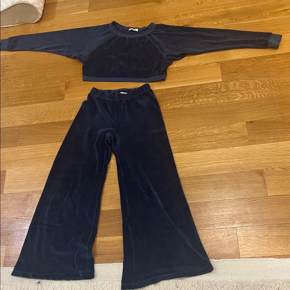 Suzi Kondi - velour set